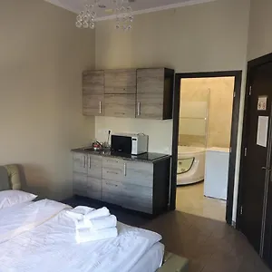 https://welcome-apartments-center.hotels-of-kiev.com