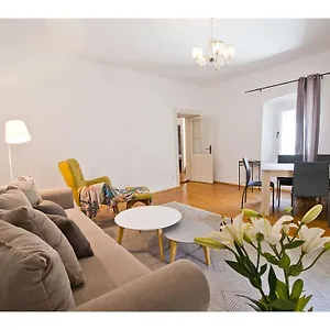 Peristil Loft Split