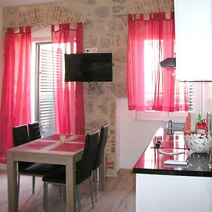 Klara I Gracia Appartement Split