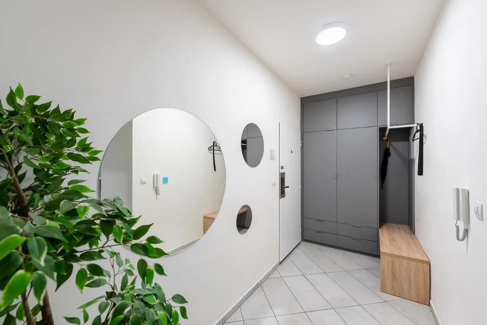 Ferienwohnung Honest Smichov Prag Apartment