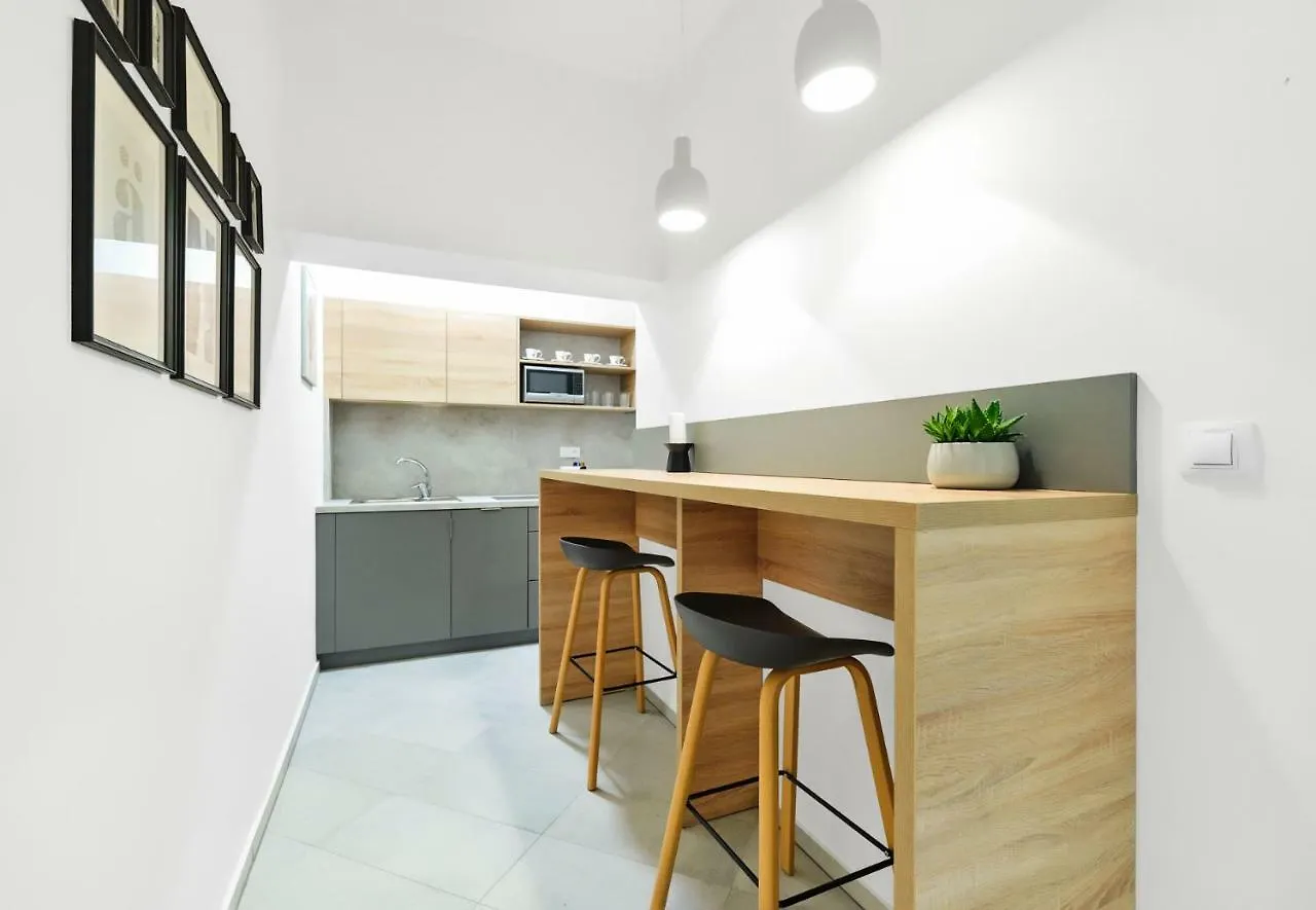 Apartment Ferienwohnung Honest Smichov Prag