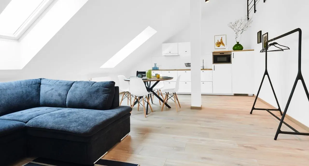 Ferienwohnung Honest Smichov Prag Apartment