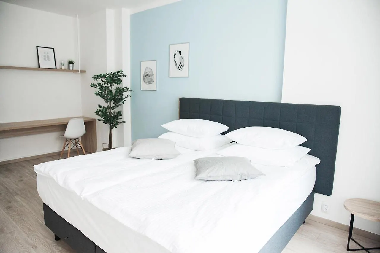 Honest Smichov Apartamento Praga