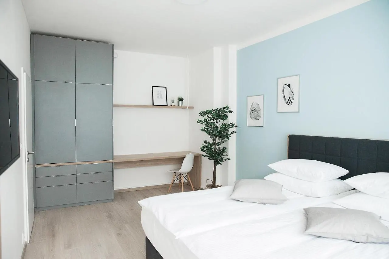 Honest Smichov Apartamento Praga